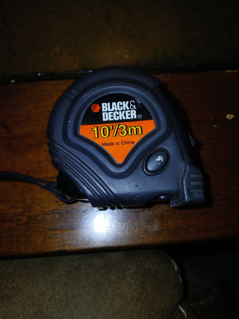 BLACK+DECKER 10'/3m Tape Measure - Black and Orange